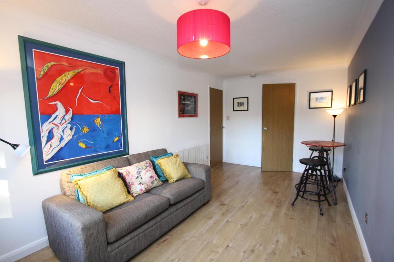 Bijou Merchant City Apartment With Parking Glasgow Exterior photo