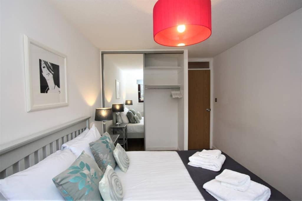 Bijou Merchant City Apartment With Parking Glasgow Exterior photo